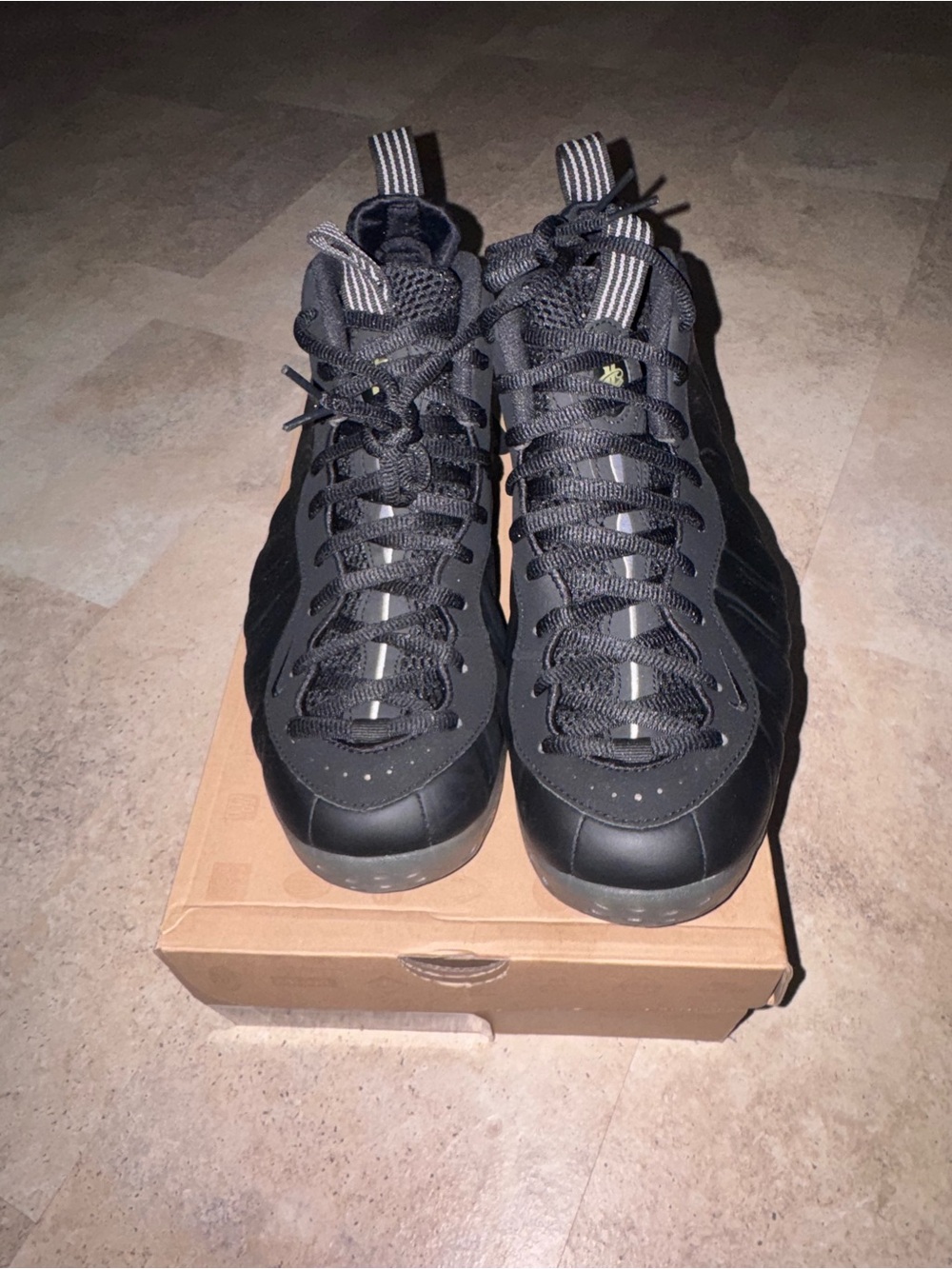 Nike Black Foamposite - Picture 2 of 4
